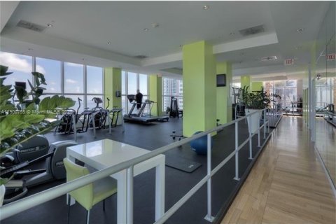 Condominio en venta en Miami, Florida, 1 dormitorio, 59.83 m2 № 1952076 - foto 5