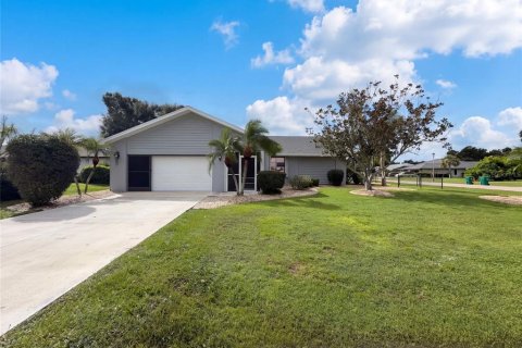 Villa ou maison à Punta Gorda, Floride 3 chambres, 145.48 m2 № 2419985