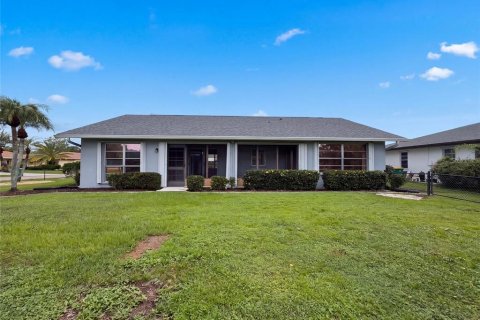 Villa ou maison à vendre à Punta Gorda, Floride: 3 chambres, 145.48 m2 № 2419985 - photo 5