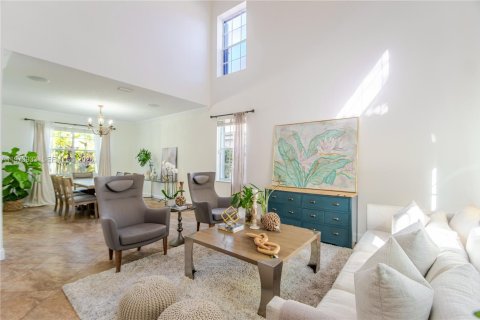 House in Weston, Florida 4 bedrooms, 253.62 sq.m. № 2040613 - photo 10