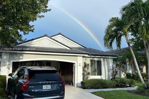 Villa ou maison à vendre à Pembroke Pines, Floride: 3 chambres, 166.95 m2 № 1951315 - photo 3