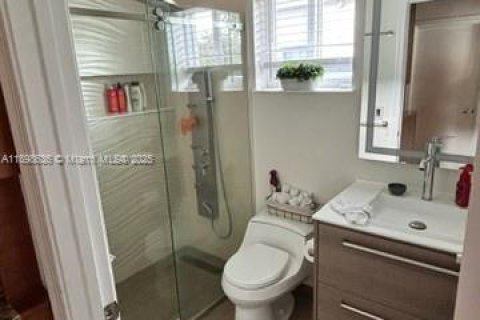 Villa ou maison à vendre à Pembroke Pines, Floride: 3 chambres, 166.95 m2 № 1951315 - photo 30