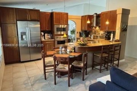 Villa ou maison à vendre à Pembroke Pines, Floride: 3 chambres, 166.95 m2 № 1951315 - photo 22