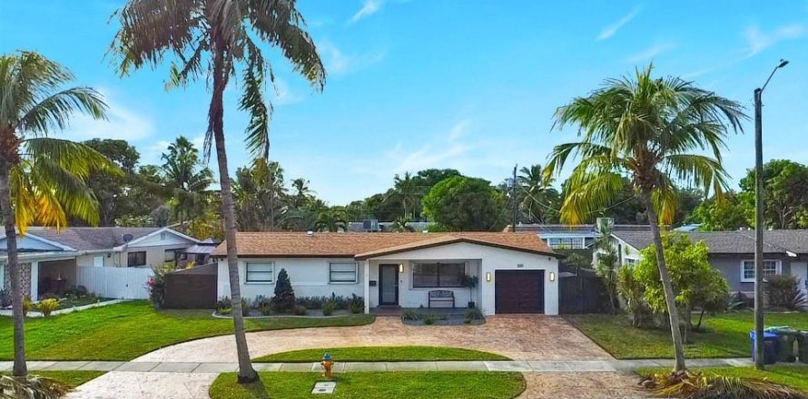 Villa ou maison à Pembroke Pines, Floride 3 chambres, 172.05 m2 № 2082448