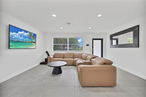 Villa ou maison à vendre à Pembroke Pines, Floride: 3 chambres, 172.05 m2 № 2082448 - photo 11