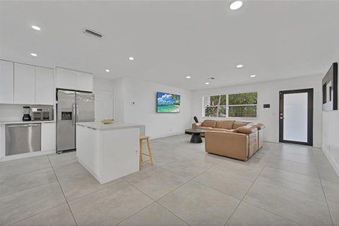 Villa ou maison à vendre à Pembroke Pines, Floride: 3 chambres, 172.05 m2 № 2082448 - photo 8