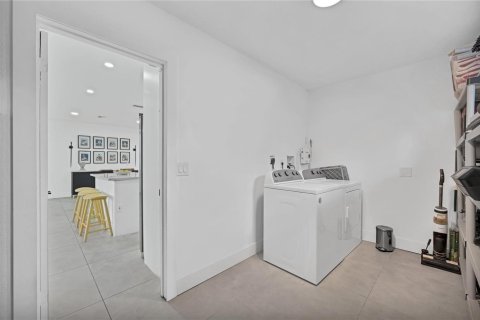 Villa ou maison à vendre à Pembroke Pines, Floride: 3 chambres, 172.05 m2 № 2082448 - photo 24