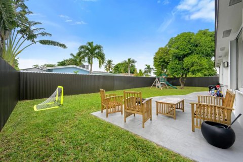 Villa ou maison à vendre à Pembroke Pines, Floride: 3 chambres, 172.05 m2 № 2082448 - photo 25