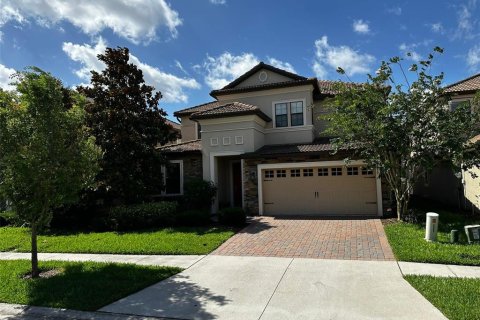 House in Davenport, Florida 7 bedrooms, 334.82 sq.m. № 1774905 - photo 10
