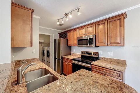Copropriété à vendre à Lake Mary, Floride: 1 chambre, 66.43 m2 № 1720787 - photo 9