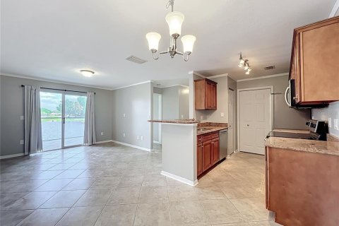 Copropriété à vendre à Lake Mary, Floride: 1 chambre, 66.43 m2 № 1720787 - photo 14