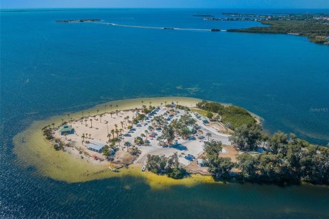 Casa en venta en Tarpon Springs, Florida, 2 dormitorios, 102.38 m2 № 1742957 - foto 22