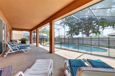 Casa en venta en Davenport, Florida, 6 dormitorios, 257.43 m2 № 2213106 - foto 19