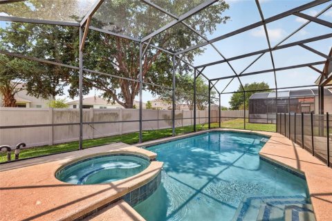 Casa en venta en Davenport, Florida, 6 dormitorios, 257.43 m2 № 2213106 - foto 21