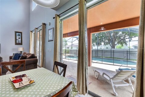 Casa en venta en Davenport, Florida, 6 dormitorios, 257.43 m2 № 2213106 - foto 18
