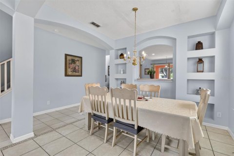 Casa en venta en Davenport, Florida, 6 dormitorios, 257.43 m2 № 2213106 - foto 9