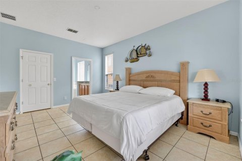 Casa en venta en Davenport, Florida, 6 dormitorios, 257.43 m2 № 2213106 - foto 27