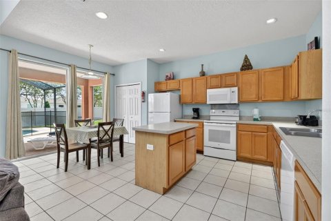 Casa en venta en Davenport, Florida, 6 dormitorios, 257.43 m2 № 2213106 - foto 11