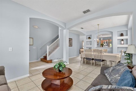 Casa en venta en Davenport, Florida, 6 dormitorios, 257.43 m2 № 2213106 - foto 6