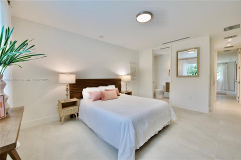 Villa ou maison à vendre à Miami Shores, Floride: 4 chambres, 209.77 m2 № 1933135 - photo 26