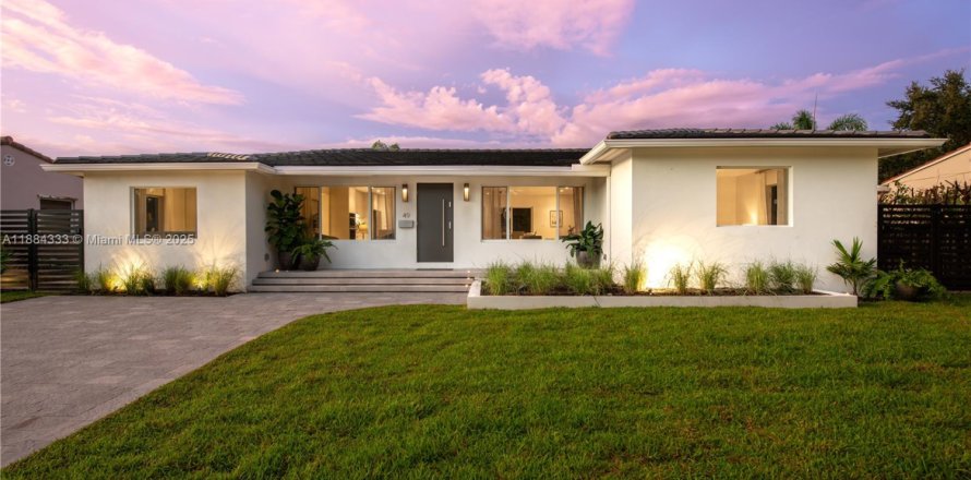 House in Miami Shores, Florida 4 bedrooms, 209.77 sq.m. № 1933135