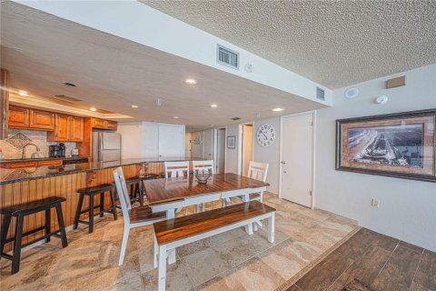 Copropriété à vendre à Daytona Beach, Floride: 3 chambres, 168.15 m2 № 2135968 - photo 11