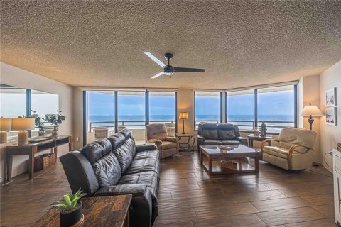 Copropriété à vendre à Daytona Beach, Floride: 3 chambres, 168.15 m2 № 2135968 - photo 2