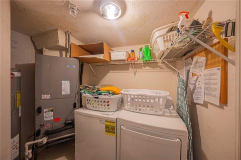 Copropriété à vendre à Daytona Beach, Floride: 3 chambres, 168.15 m2 № 2135968 - photo 26