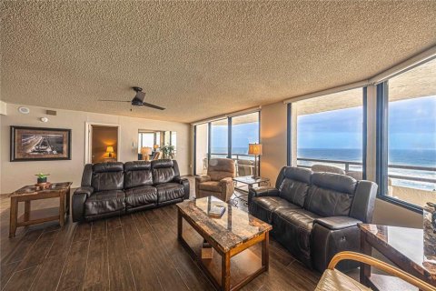 Copropriété à vendre à Daytona Beach, Floride: 3 chambres, 168.15 m2 № 2135968 - photo 3