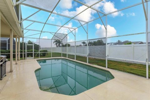House in Davenport, Florida 5 bedrooms, 263.66 sq.m. № 2094546 - photo 24