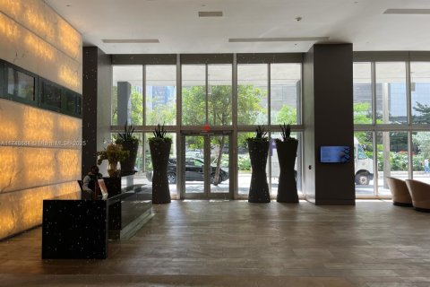 Copropriété à vendre à Miami, Floride: 2 chambres, 103.21 m2 № 1957611 - photo 21