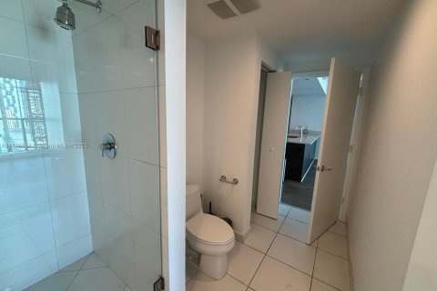 Copropriété à vendre à Miami, Floride: 2 chambres, 103.21 m2 № 1957611 - photo 19