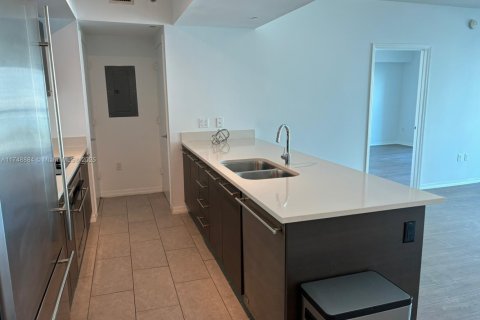 Copropriété à vendre à Miami, Floride: 2 chambres, 103.21 m2 № 1957611 - photo 3