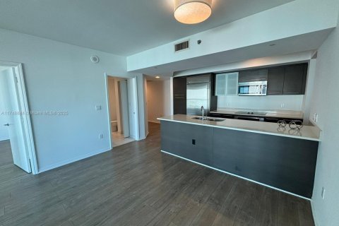 Copropriété à vendre à Miami, Floride: 2 chambres, 103.21 m2 № 1957611 - photo 15