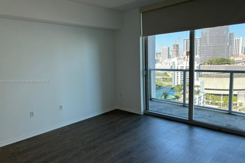 Copropriété à vendre à Miami, Floride: 2 chambres, 103.21 m2 № 1957611 - photo 6