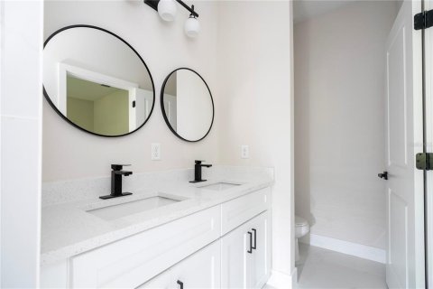 Casa en venta en Apopka, Florida, 4 dormitorios, 150.69 m2 № 1747277 - foto 12