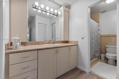 Casa en venta en Weston, Florida, 2 dormitorios, 146.79 m2 № 1924870 - foto 9