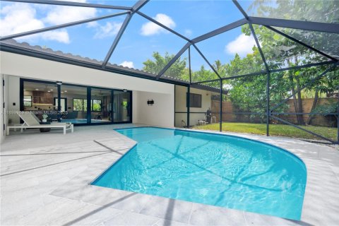 Casa en venta en Fort Lauderdale, Florida, 4 dormitorios, 179.49 m2 № 1951770 - foto 28