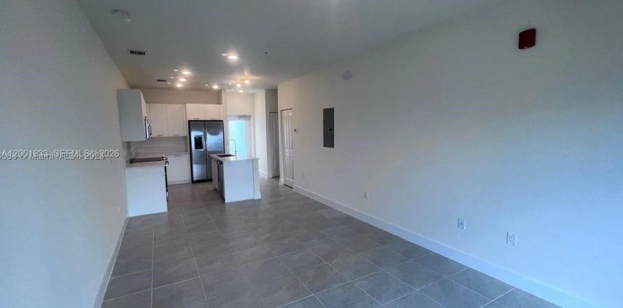 Condo in Doral, Florida, 1 bedroom  № 2069393