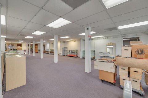 Immobilier commercial à vendre à Largo, Floride: 559.27 m2 № 2279772 - photo 5
