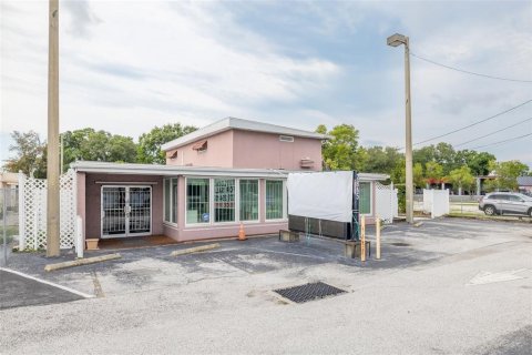 Immobilier commercial à Largo, Floride 559.27 m2 № 2279772