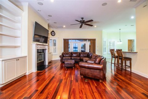 Casa en venta en Lakeland, Florida, 5 dormitorios, 372.63 m2 № 1353129 - foto 9