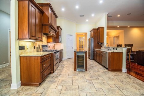 Casa en venta en Lakeland, Florida, 5 dormitorios, 372.63 m2 № 1353129 - foto 13