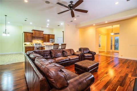 Casa en venta en Lakeland, Florida, 5 dormitorios, 372.63 m2 № 1353129 - foto 7