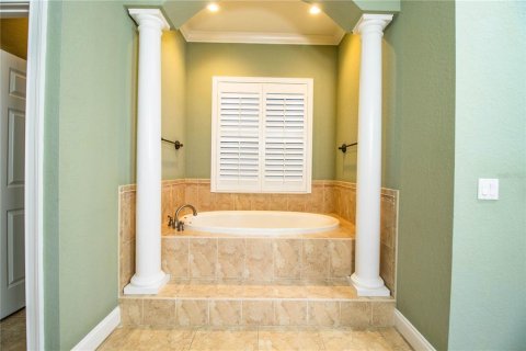 Casa en venta en Lakeland, Florida, 5 dormitorios, 372.63 m2 № 1353129 - foto 30