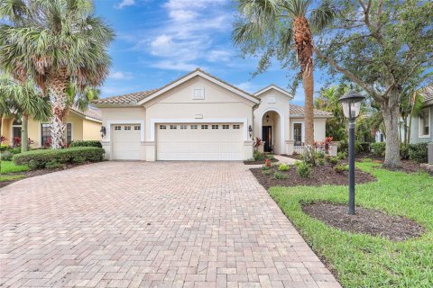 Casa en venta en Lakewood Ranch, Florida, 4 dormitorios, 291.9 m2 № 1772738 - foto 2