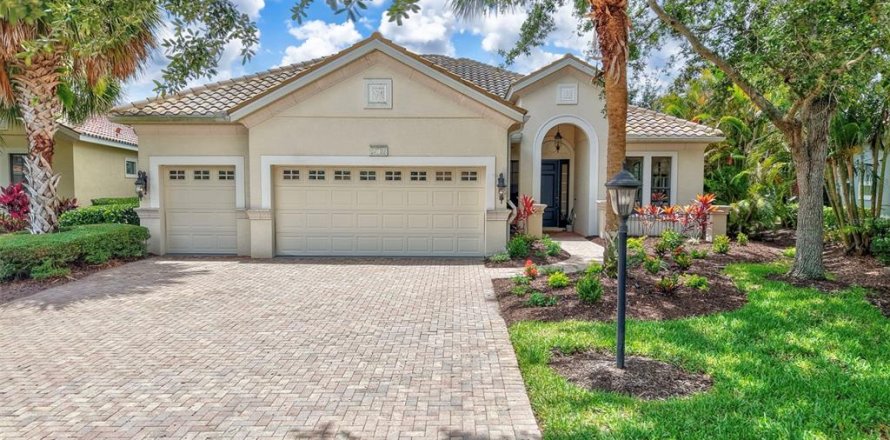 Casa en Lakewood Ranch, Florida 4 dormitorios, 291.9 m2 № 1772738