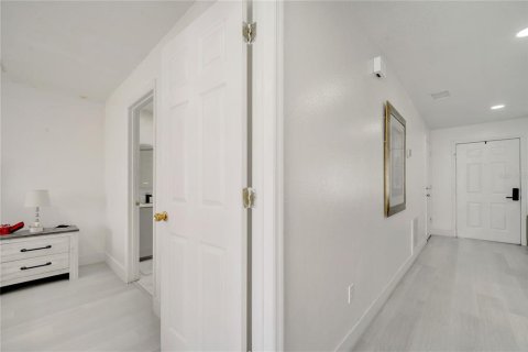 Casa en venta en Orlando, Florida, 3 dormitorios, 137.12 m2 № 1640434 - foto 23