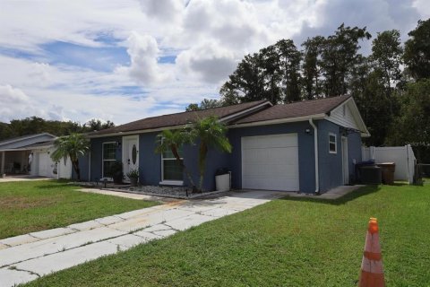 Casa en venta en Kissimmee, Florida, 3 dormitorios, 107.95 m2 № 2377540 - foto 2