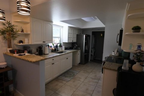 Casa en venta en Kissimmee, Florida, 3 dormitorios, 107.95 m2 № 2377540 - foto 5